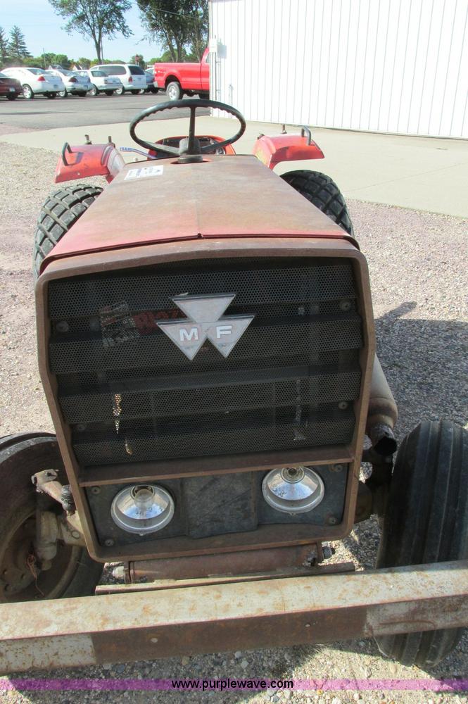 image for item E5205 1980 Massey-Ferguson 210 tractor