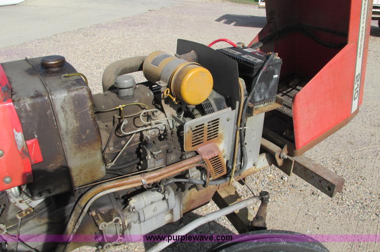 image for item E5205 1980 Massey-Ferguson 210 tractor