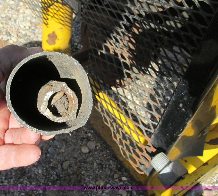 image for item E5206 Maibo X-12 air compressor