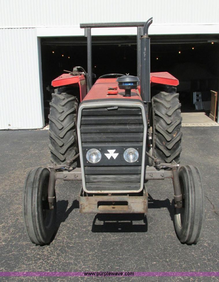 image for item E5207 1995 Massey-Ferguson 231 tractor