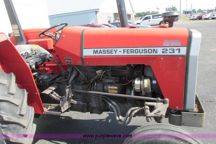 image for item E5207 1995 Massey-Ferguson 231 tractor