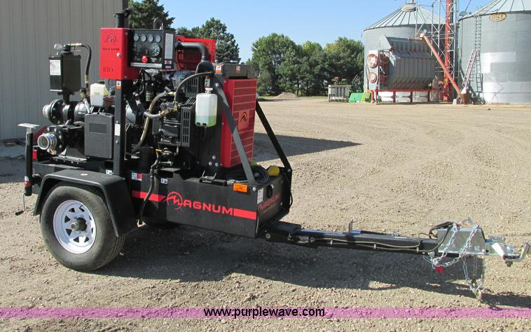 image for item E5213 2011 Magnum MTP400D STD 4" dry prime trash pump