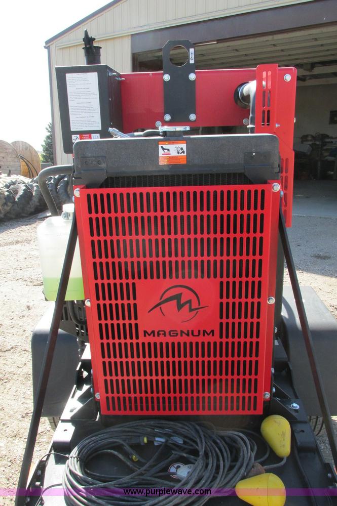 image for item E5213 2011 Magnum MTP400D STD 4" dry prime trash pump