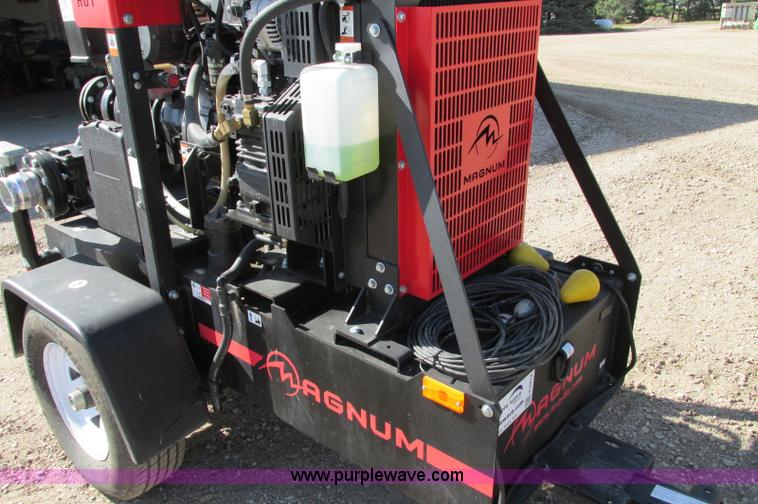 image for item E5213 2011 Magnum MTP400D STD 4" dry prime trash pump