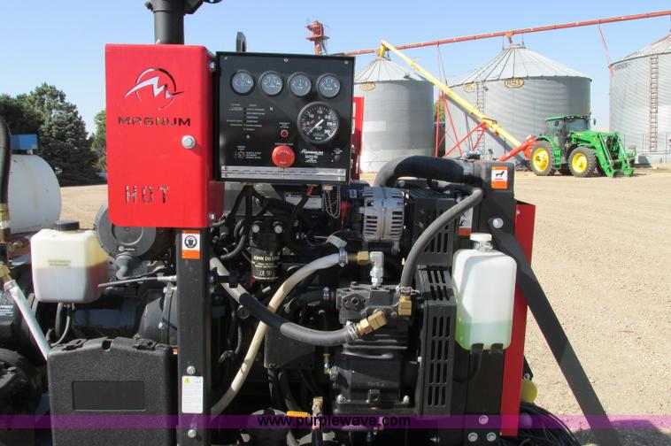 image for item E5213 2011 Magnum MTP400D STD 4" dry prime trash pump