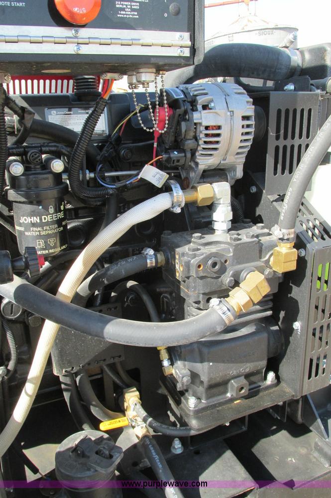 image for item E5213 2011 Magnum MTP400D STD 4" dry prime trash pump