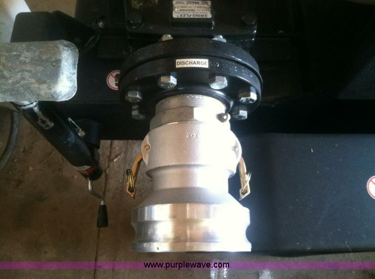 image for item E5213 2011 Magnum MTP400D STD 4" dry prime trash pump