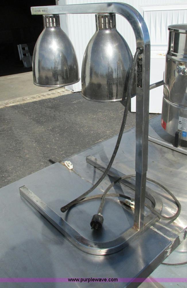 image for item E5214 Assorted items