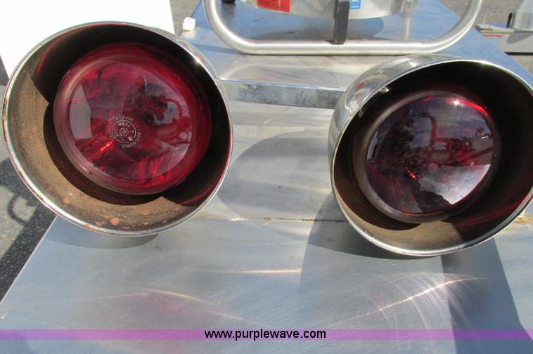 image for item E5214 Assorted items