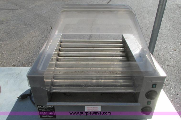 image for item E5214 Assorted items