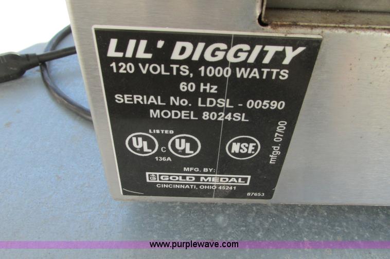 image for item E5214 Assorted items