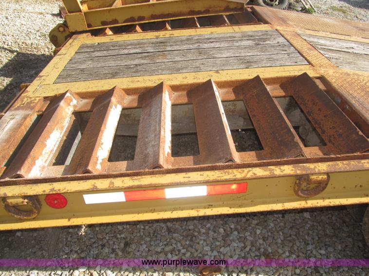 image for item F7138 2000 Dynaweld 951 30' triple axle equipment trailer