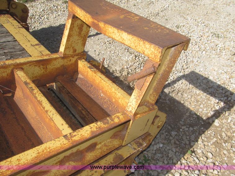 image for item F7138 2000 Dynaweld 951 30' triple axle equipment trailer