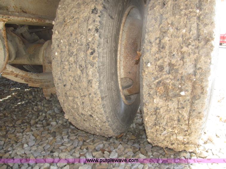 image for item F7138 2000 Dynaweld 951 30' triple axle equipment trailer