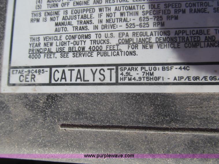 image for item F7139 1987 Ford F150 XLT Lariat pickup truck