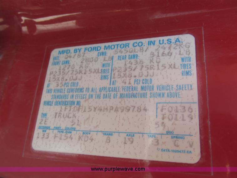 image for item F7139 1987 Ford F150 XLT Lariat pickup truck