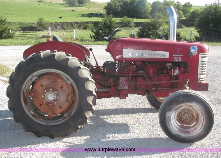 image for item F7140 1957 International 350 tractor