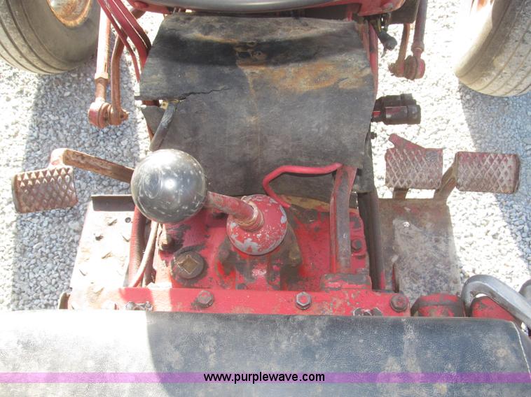 image for item F7140 1957 International 350 tractor