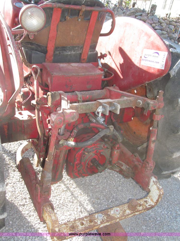 image for item F7140 1957 International 350 tractor