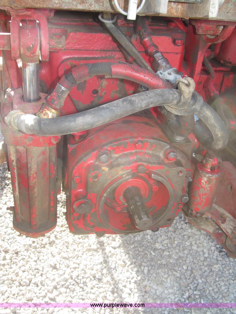 image for item F7140 1957 International 350 tractor