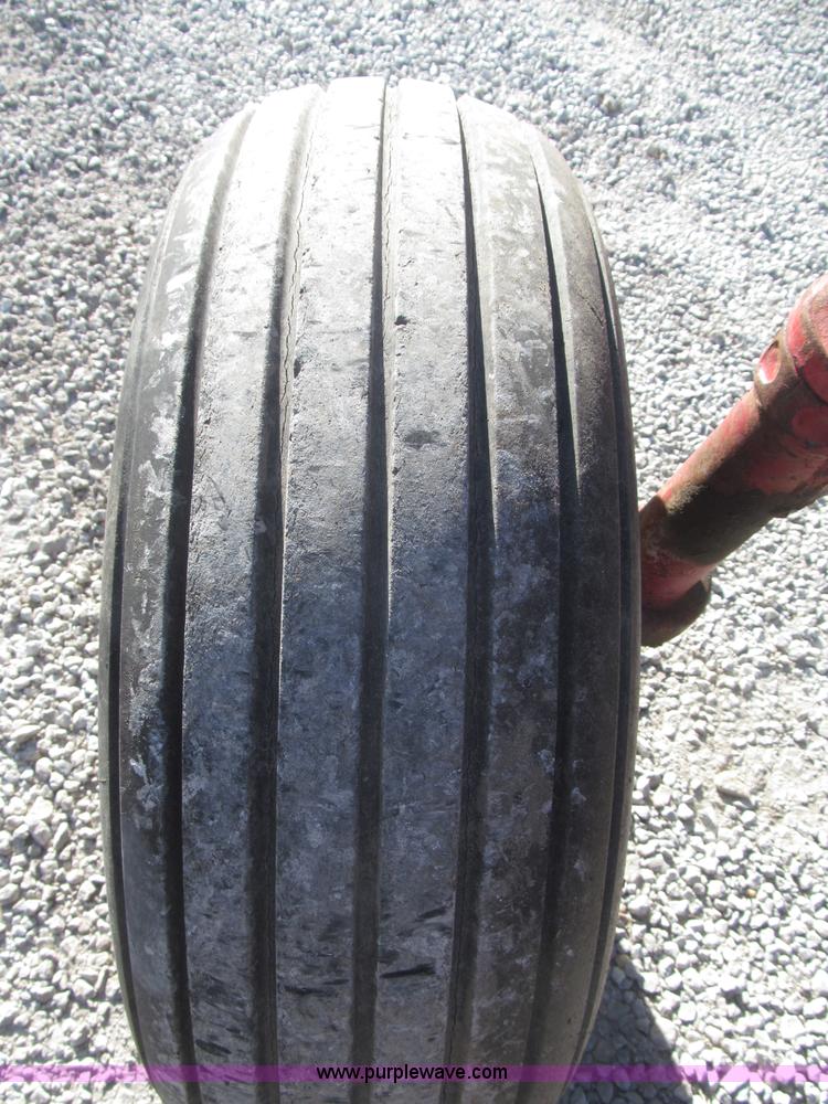 image for item F7140 1957 International 350 tractor