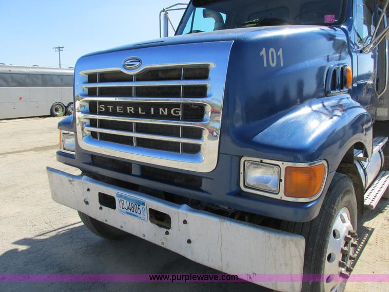 image for item G8949 2001 Sterling LT8500 dump truck