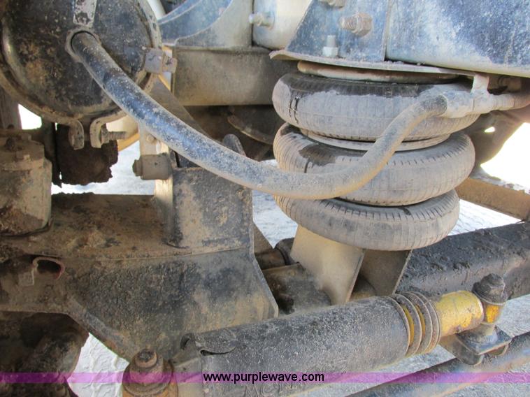 image for item G8949 2001 Sterling LT8500 dump truck