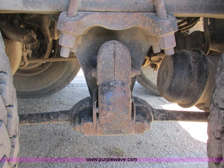 image for item G8949 2001 Sterling LT8500 dump truck