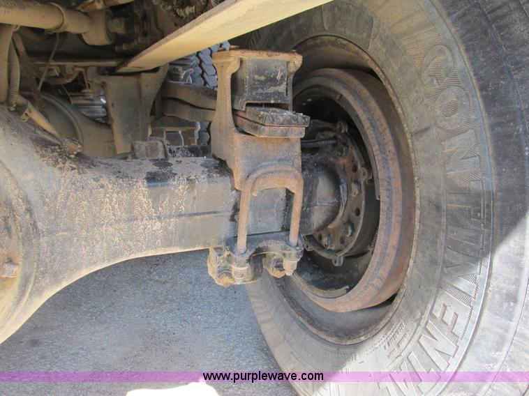 image for item G8949 2001 Sterling LT8500 dump truck