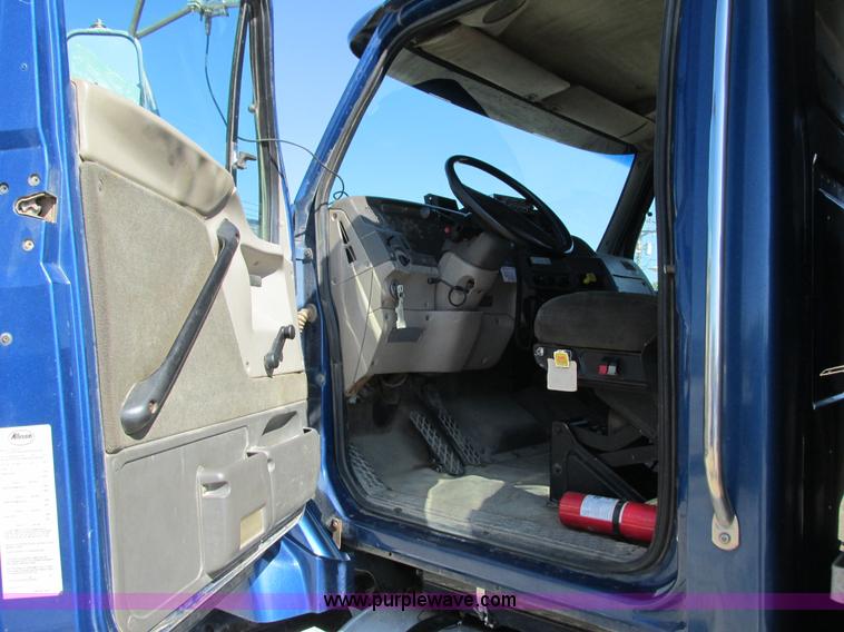 image for item G8949 2001 Sterling LT8500 dump truck