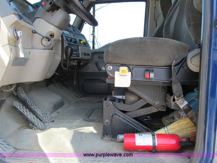 image for item G8949 2001 Sterling LT8500 dump truck