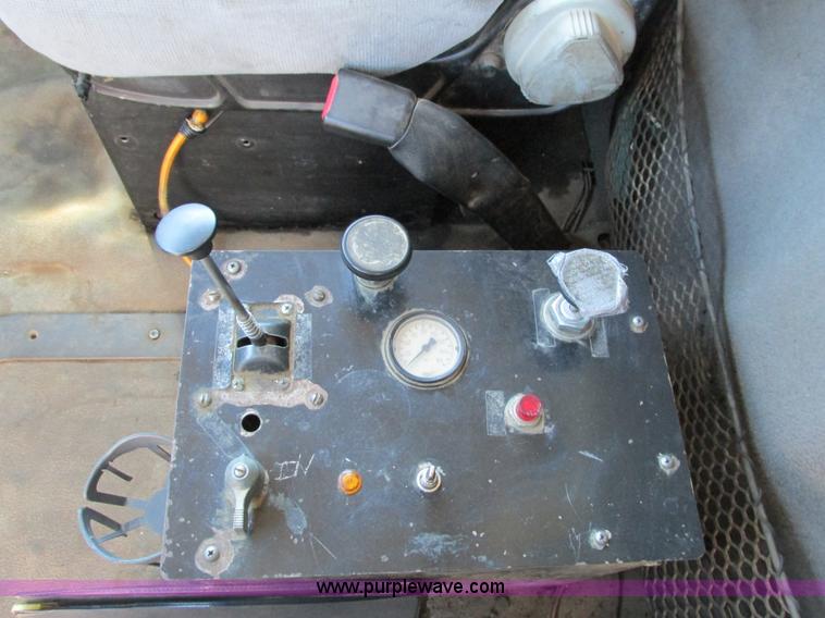 image for item G8949 2001 Sterling LT8500 dump truck