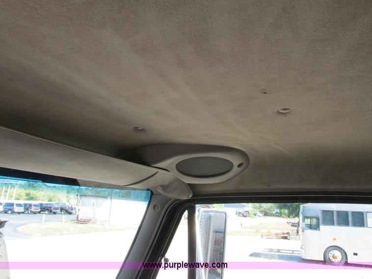 image for item G8949 2001 Sterling LT8500 dump truck