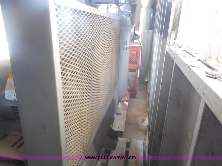 image for item AD9671 Industrial Gold Series CI1023E120H air compressor