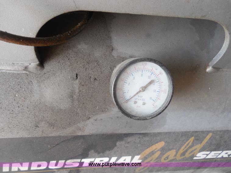 image for item AD9671 Industrial Gold Series CI1023E120H air compressor