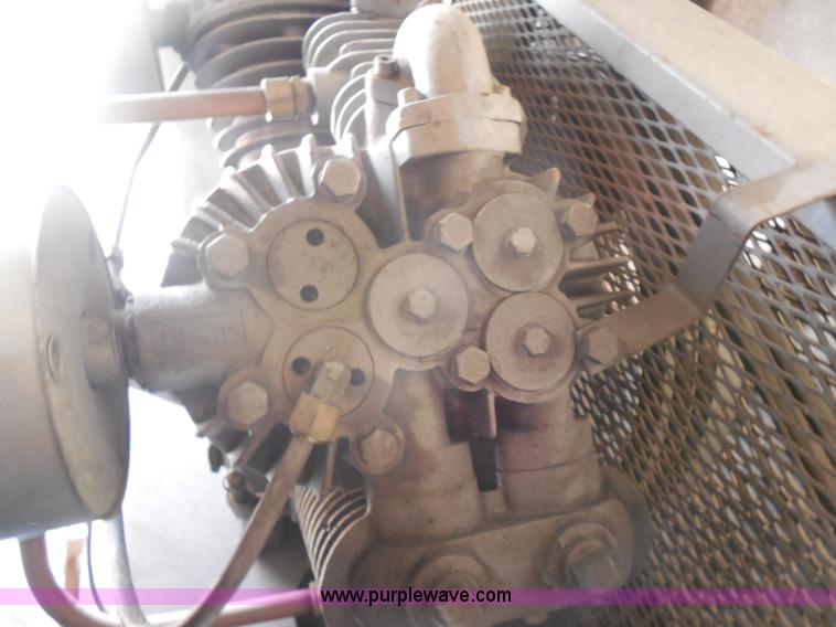 image for item AD9671 Industrial Gold Series CI1023E120H air compressor