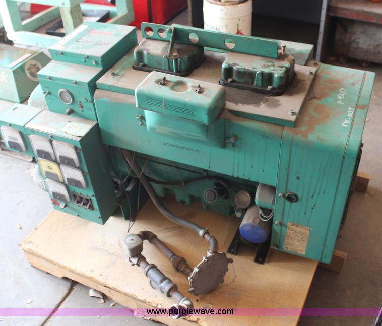 image for item AU9430 1988 Onan generator