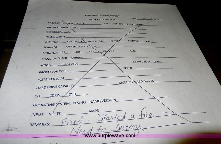 image for item AV9631 1999 Compaq Armada 7800 laptop computer