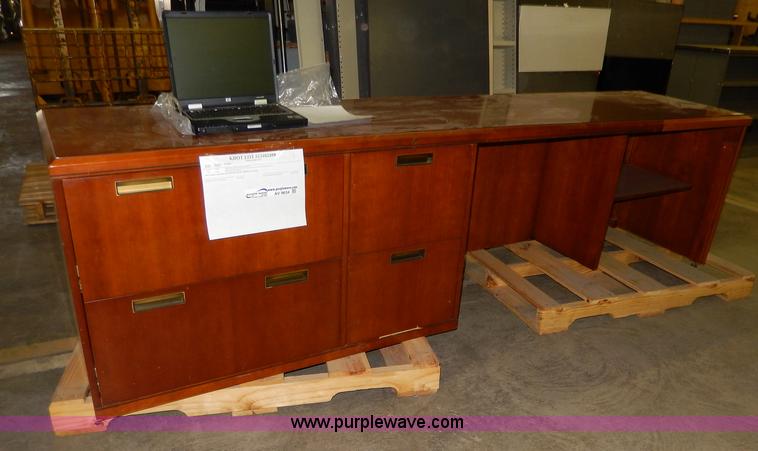 image for item AV9634 2004 HP NX5000 laptop computer