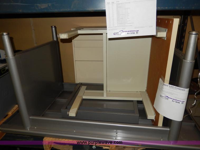 Assorted office supplies in Topeka, KS Item AV9696 sold Purple Wave