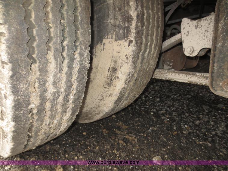 image for item D5933 1996 Landoll 345-31 trailer