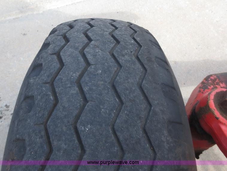 image for item D5939 1998 New Holland 5640SL tractor