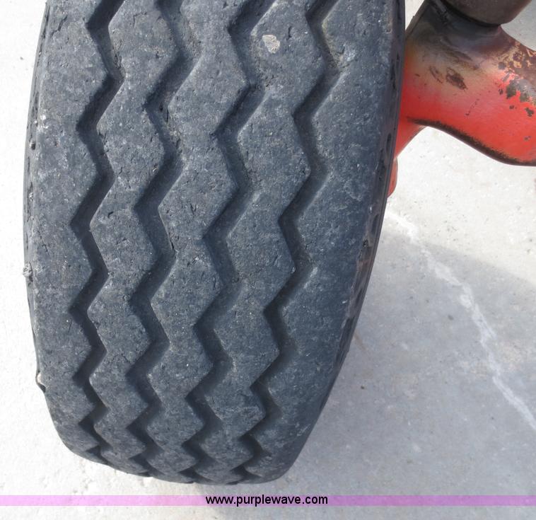 image for item D5939 1998 New Holland 5640SL tractor