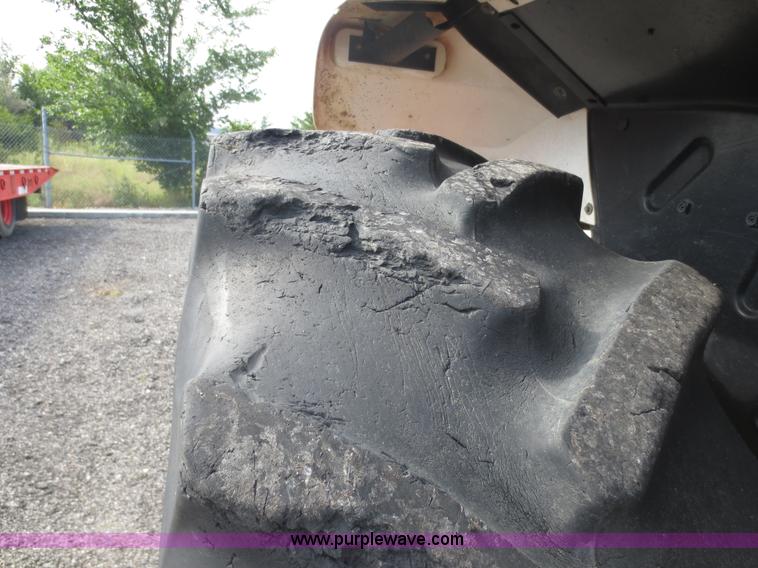 image for item D5939 1998 New Holland 5640SL tractor