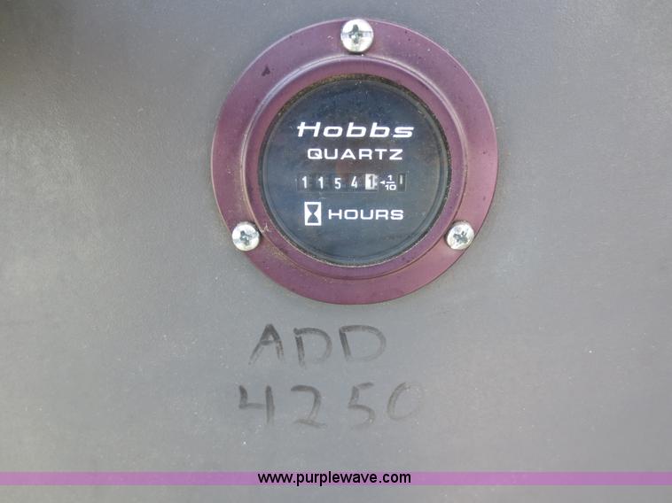 image for item D5939 1998 New Holland 5640SL tractor