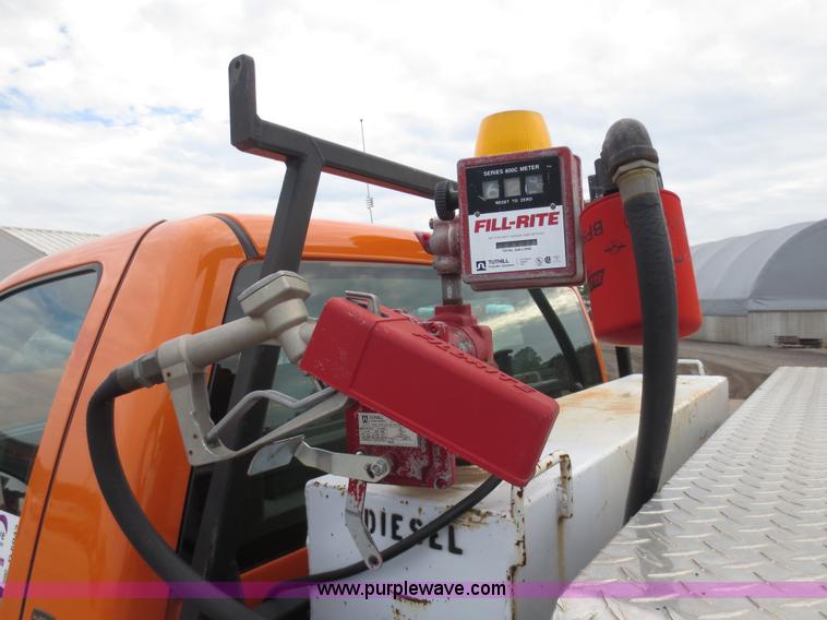 image for item D5942 2002 Chevrolet Silverado 2500HD pickup truck