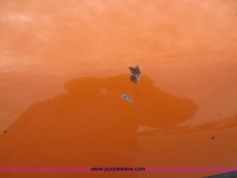 image for item D5942 2002 Chevrolet Silverado 2500HD pickup truck