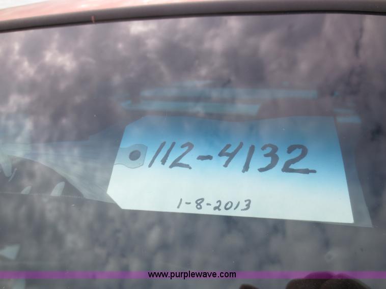 image for item D5942 2002 Chevrolet Silverado 2500HD pickup truck