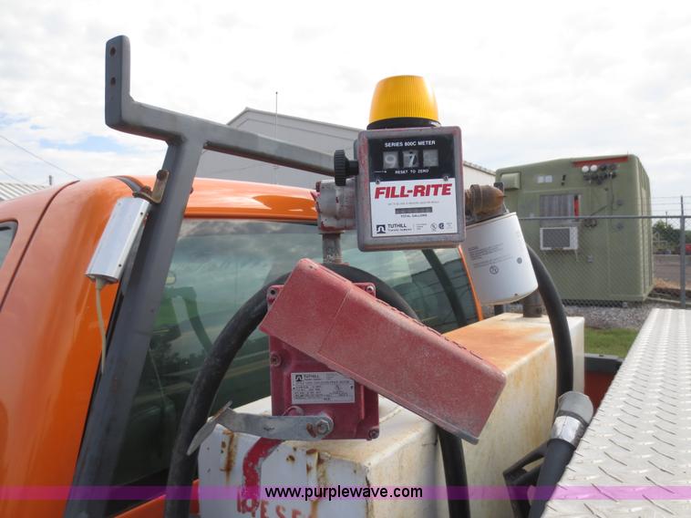 image for item D5943 2002 Chevrolet Silverado 2500HD pickup truck