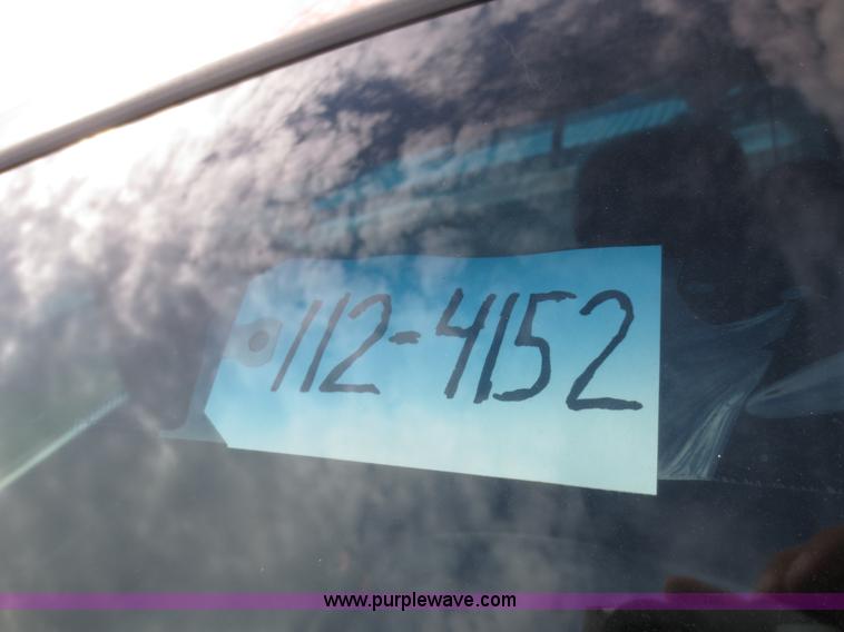 image for item D5943 2002 Chevrolet Silverado 2500HD pickup truck